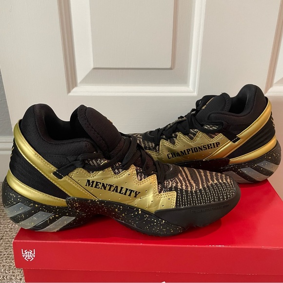 D.O.N. Issue 2 basketball 🏀 shoes by Adidas - Picture 8 of 8